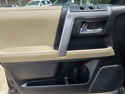Used 2022 Toyota 4Runner SR5 Premium w/ Moonroof Package AWD/4WD image 12