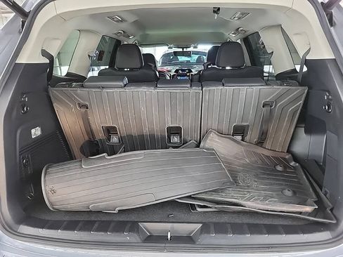 Used 2019 Subaru Ascent Limited w/ Popular Package #4 AWD/4WD image 12