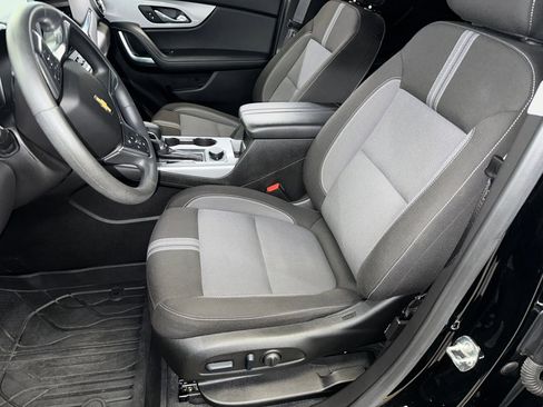 Certified 2024 Chevrolet Blazer LT w/ Convenience Package image 2