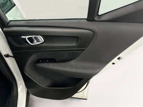 Used 2023 Volvo XC40 Recharge Plus AWD/4WD image 32