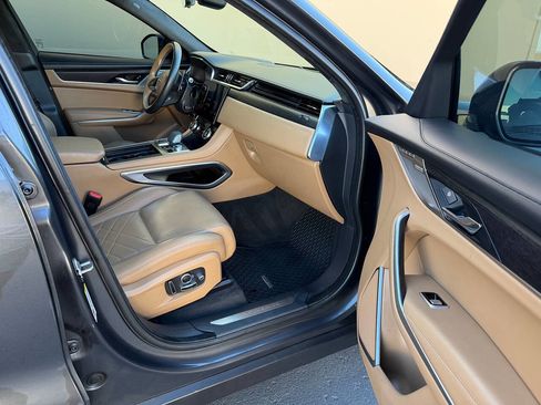 Used 2022 Jaguar F-PACE S image 10