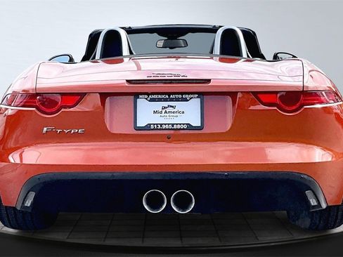 Used 2015 Jaguar F-TYPE Convertible image 4