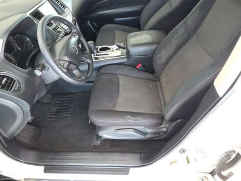 Used 2019 Nissan Pathfinder S FWD image 13