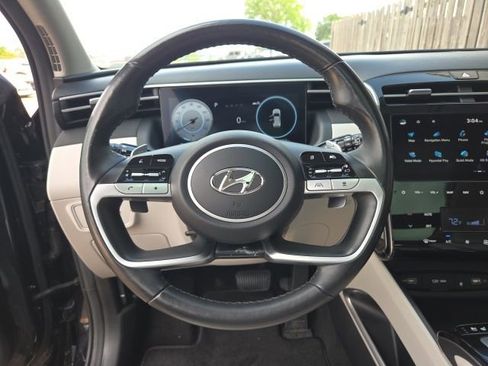 Used 2023 Hyundai Tucson Limited image 9