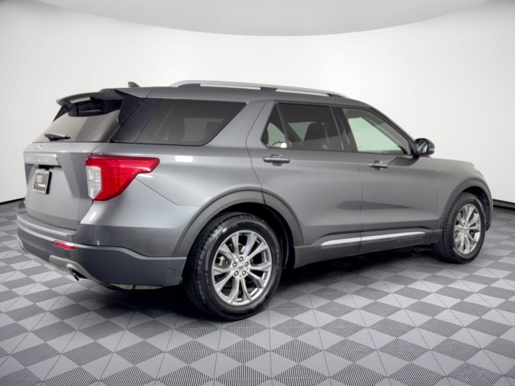 Used 2022 Ford Explorer Limited w/ Equipment Group 301A RWD image 9