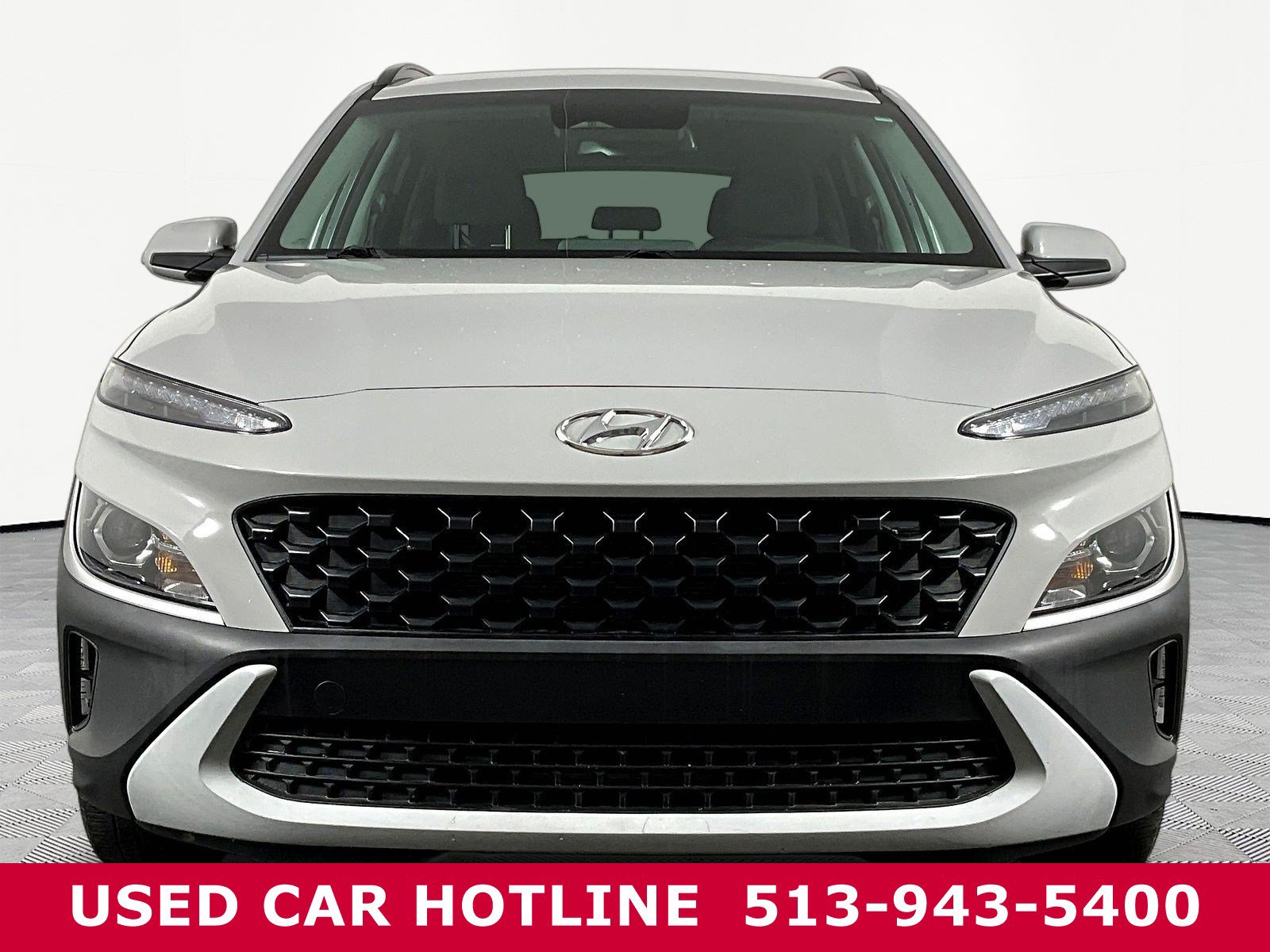 Used 2023 Hyundai Kona SEL FWD image 2