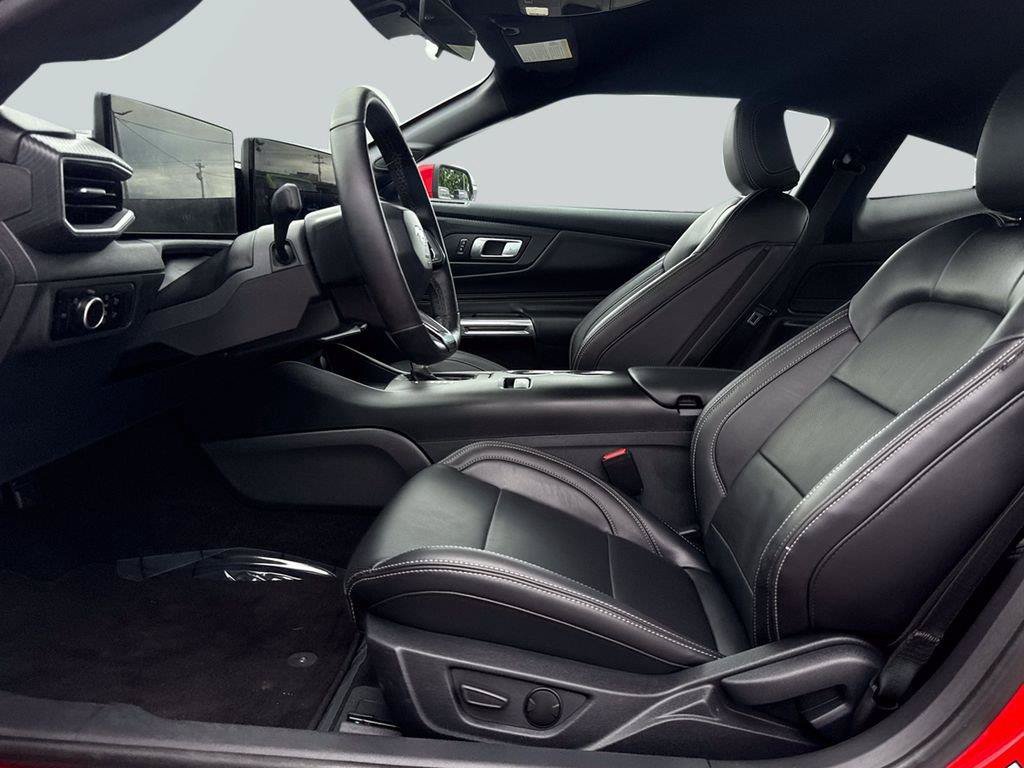 Used 2026 Ford Mustang Premium RWD image 14