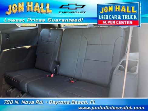 Used 2023 Chevrolet Traverse RS image 21