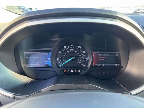 Used 2017 Ford Edge SEL w/ Equipment Group 201A image 17