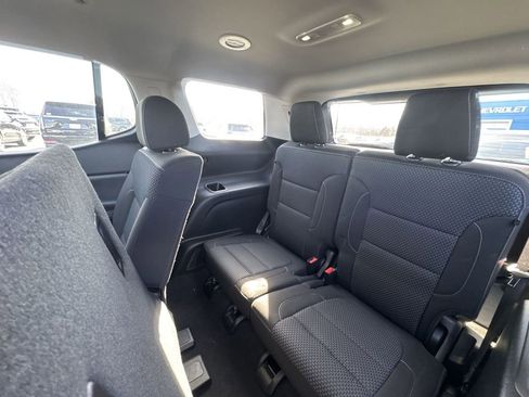 Used 2023 GMC Acadia SLE w/ Driver Convenience Package image 23