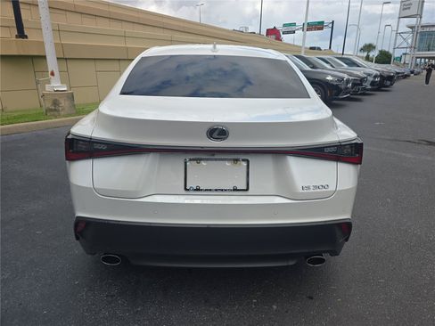 Used 2023 Lexus IS 300 w/ Comfort Package RWD image 4