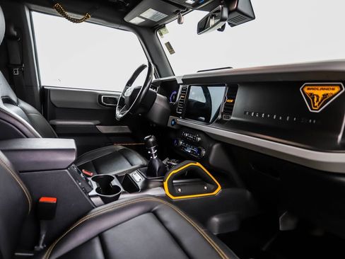 Used 2021 Ford Bronco Badlands image 27