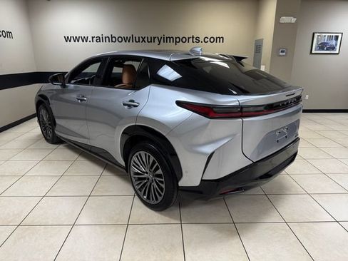 Used 2023 Lexus RZ 450e Premium w/ Cold Area Package AWD/4WD image 4