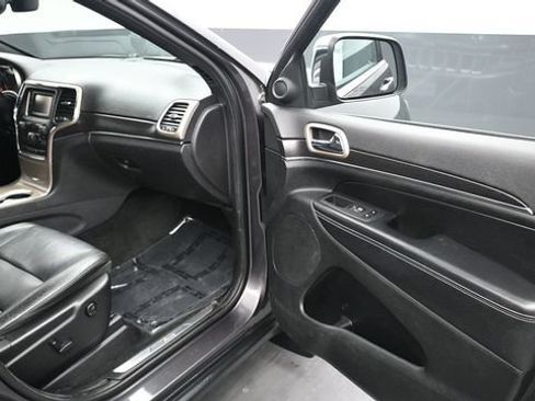 Used 2014 Jeep Grand Cherokee Limited AWD/4WD image 14