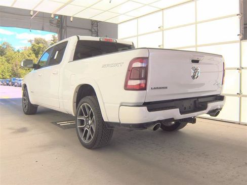 Used 2020 RAM 1500 Laramie AWD/4WD image 8