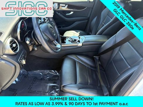Used 2019 Mercedes-Benz GLC 350e 4MATIC image 25