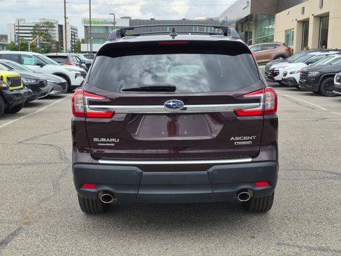 Used 2023 Subaru Ascent Touring AWD/4WD image 7
