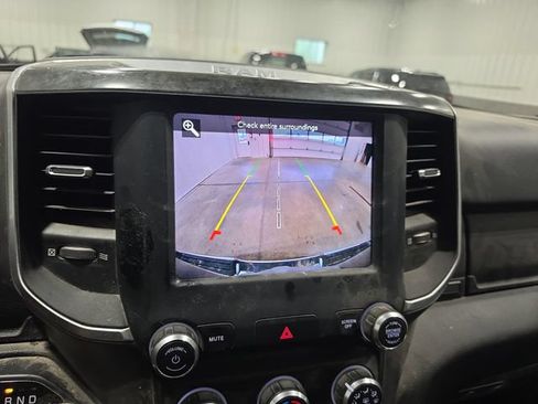 Used 2019 RAM 1500 Big Horn AWD/4WD image 8