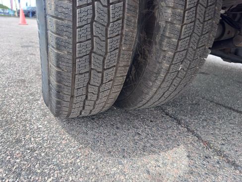 Used 2022 Ford Transit 350 DRW AWD w/ Interior Upgrade Package image 46