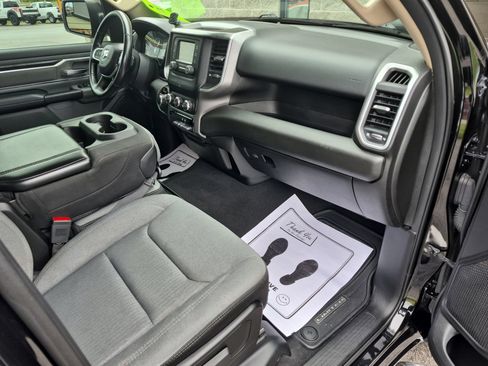 Used 2019 RAM 1500 Big Horn AWD/4WD image 29