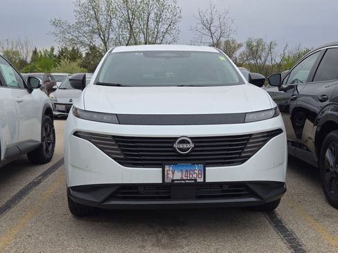 Used 2025 Nissan Murano SV w/ Cargo Package AWD/4WD image 2