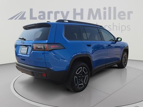 New 2026 Jeep Cherokee Laredo AWD/4WD image 5