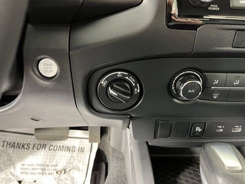 Used 2022 Nissan Frontier S w/ Technology Package AWD/4WD image 20