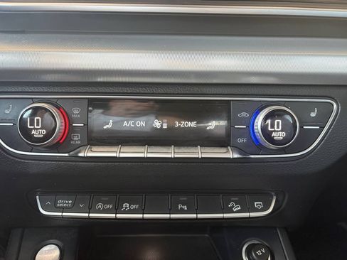 Used 2018 Audi Q5 Prestige AWD/4WD image 25