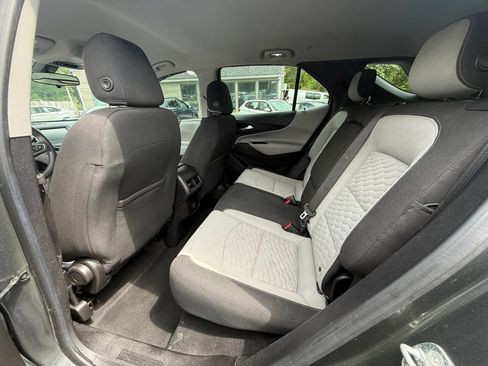 Used 2018 Chevrolet Equinox LS AWD/4WD image 16