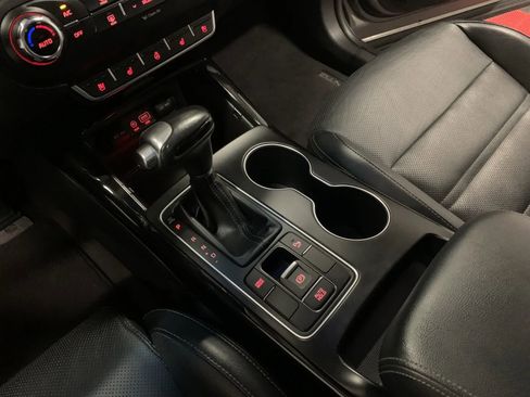 Used 2018 Kia Sorento SX image 36