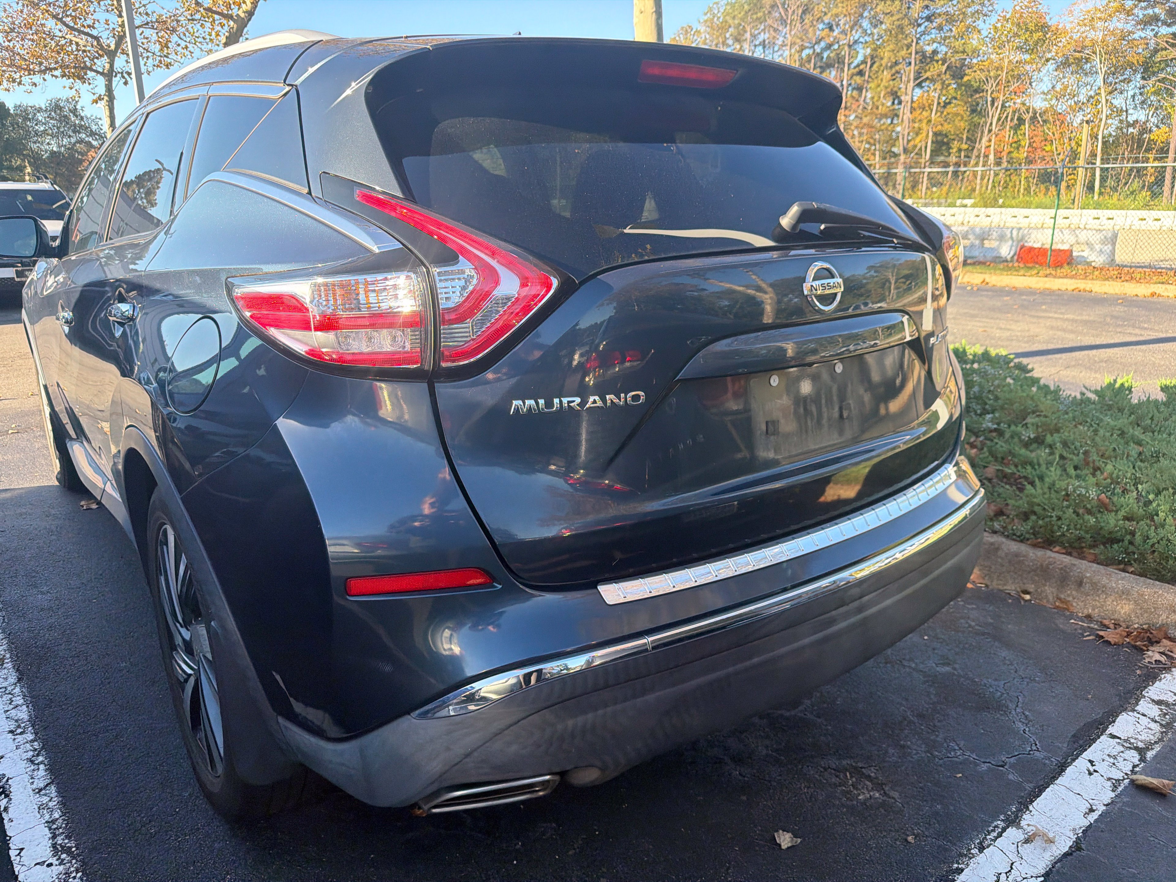 Used 2015 Nissan Murano Platinum w/ Platinum Technology Package FWD image 4