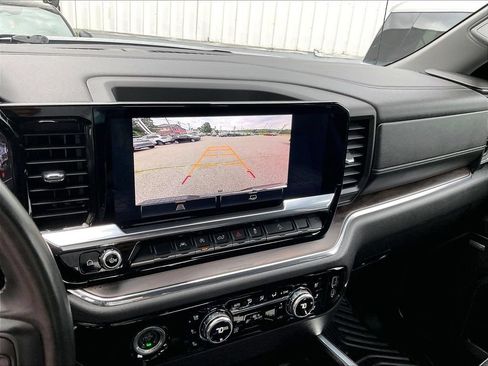 Used 2023 GMC Sierra 1500 SLT w/ SLT Premium Package AWD/4WD image 19