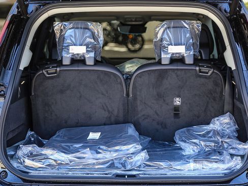 New 2026 Volvo XC90 T8 Ultra w/ Protection Package AWD/4WD image 25