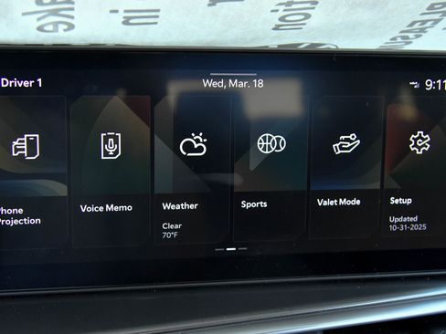 Used 2025 Kia Sorento S w/ Panoramic Sunroof Package image 24