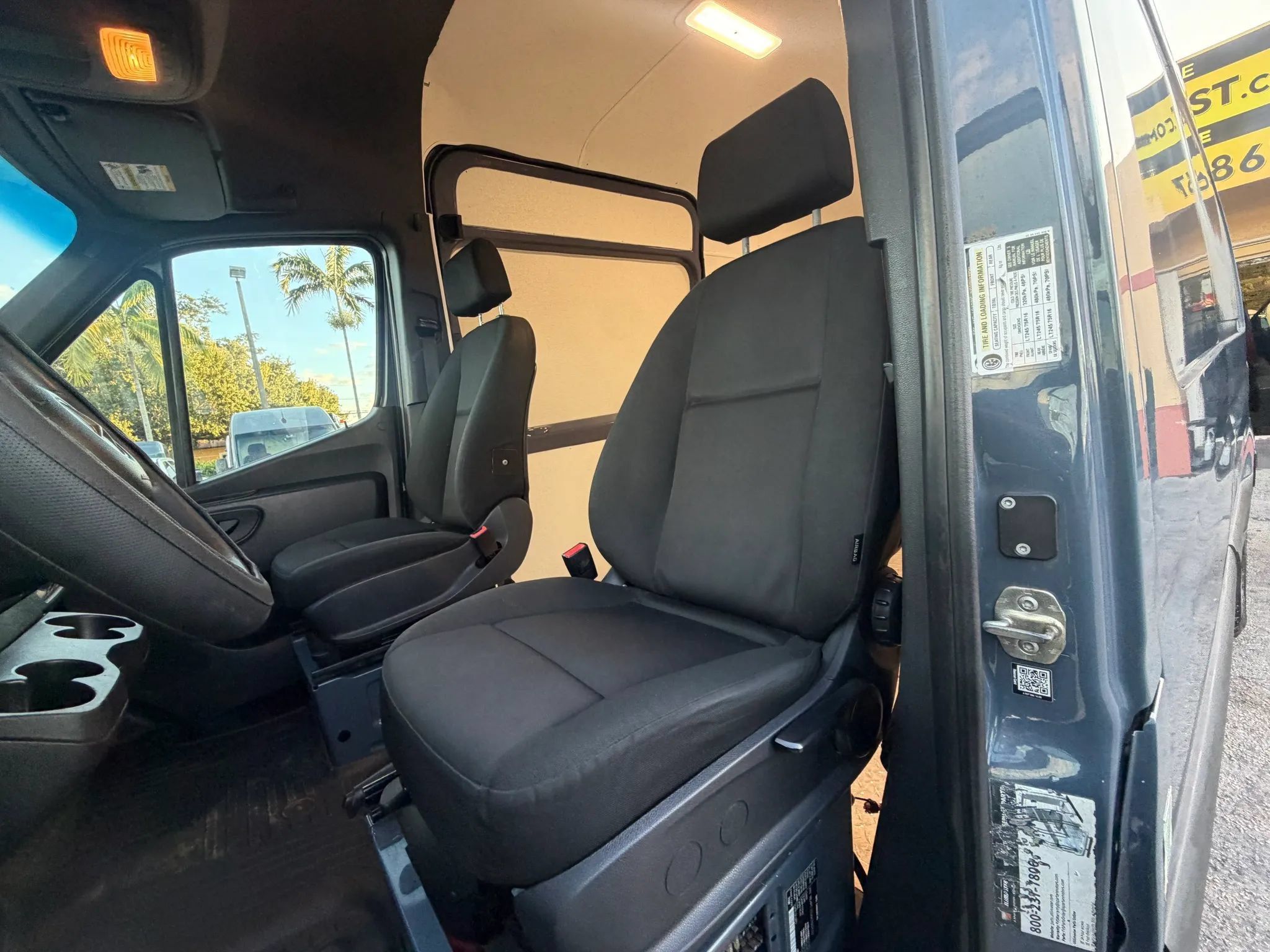 Used 2019 Mercedes-Benz Sprinter 2500 170 Extended Cargo image 16