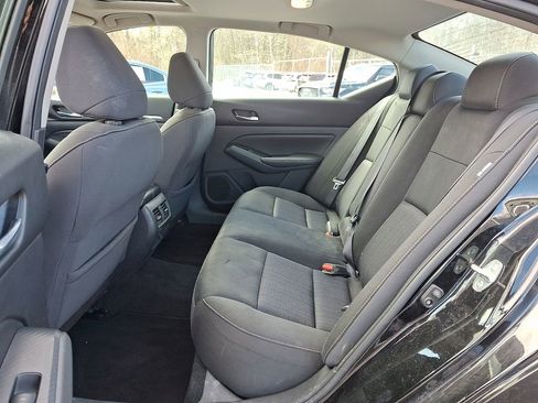 Used 2019 Nissan Altima 2.5 SV image 10