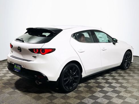 New 2026 MAZDA MAZDA3 Hatchback w/Premium Plus Pkg image 7