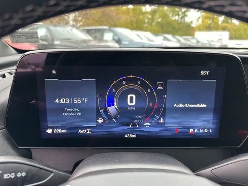 New 2026 Chevrolet Traverse Z71 w/ Driver Confidence Package image 18