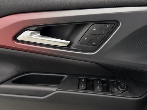 New 2026 Chevrolet Equinox EV RS image 21