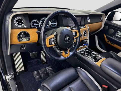 Used 2019 Rolls-Royce Cullinan AWD/4WD image 9