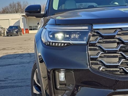 New 2026 Ford Explorer Platinum w/ LUX Leather Package image 9