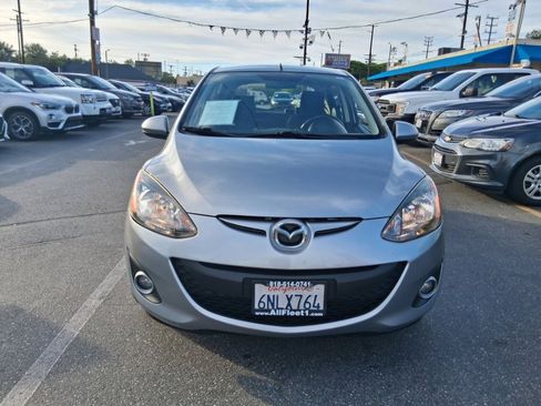 Used 2011 MAZDA MAZDA2 Touring image 2