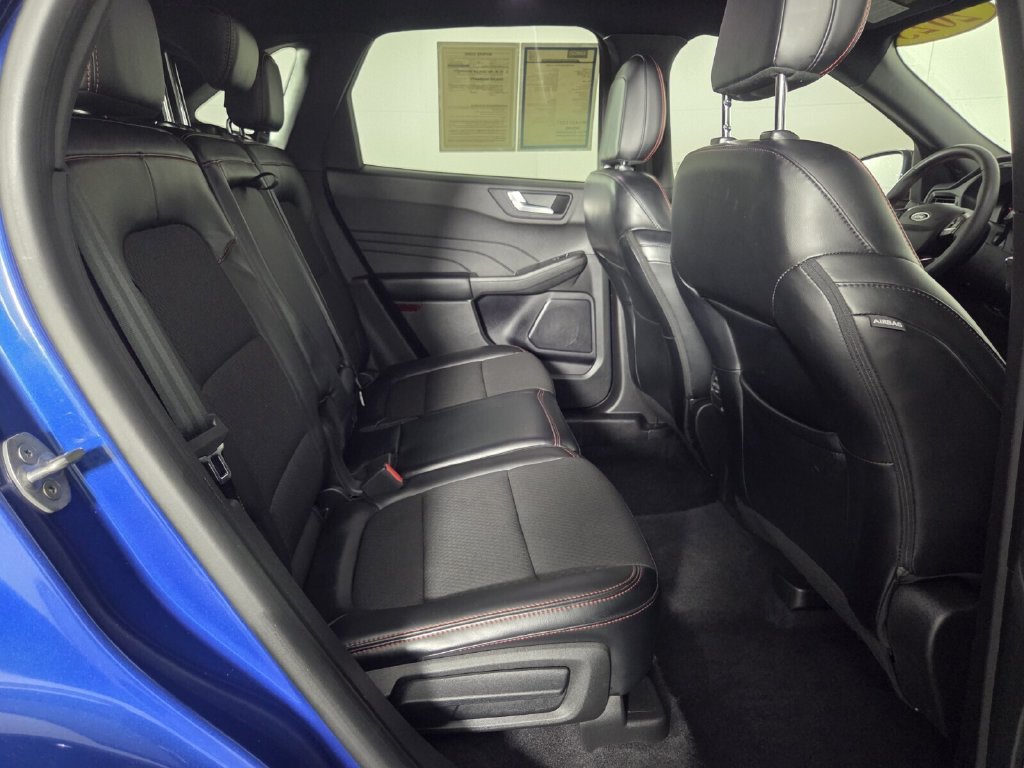 Used 2023 Ford Escape ST-Line w/ Tech Pack #1 FWD image 28