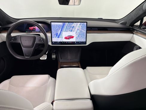 Used 2022 Tesla Model S image 19