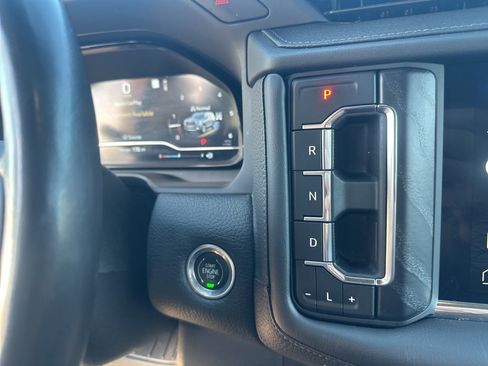 Used 2022 GMC Yukon XL Denali image 23