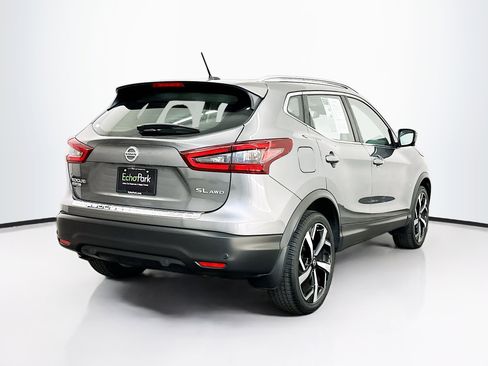 Used 2022 Nissan Rogue Sport SL w/ Premium Package image 9