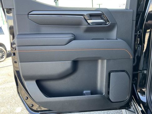 New 2026 GMC Sierra 1500 AT4 image 19