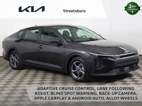 Certified 2025 Kia K4 LXS image 1