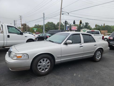 Used 2008 Mercury Grand Marquis LS image 2