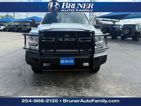 Used 2024 RAM 3500 Tradesman w/ Chrome Appearance Group image 2